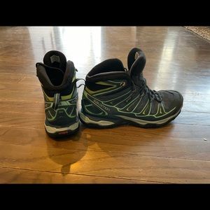 Salomon Gore-Tex X-Ultra Trail Shoe Sz 8.5